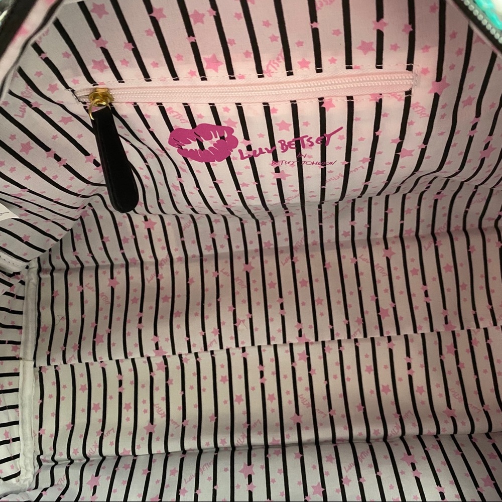 Betsey Johnson luv Betsey Rose print weekender bag - Picture 7 of 10